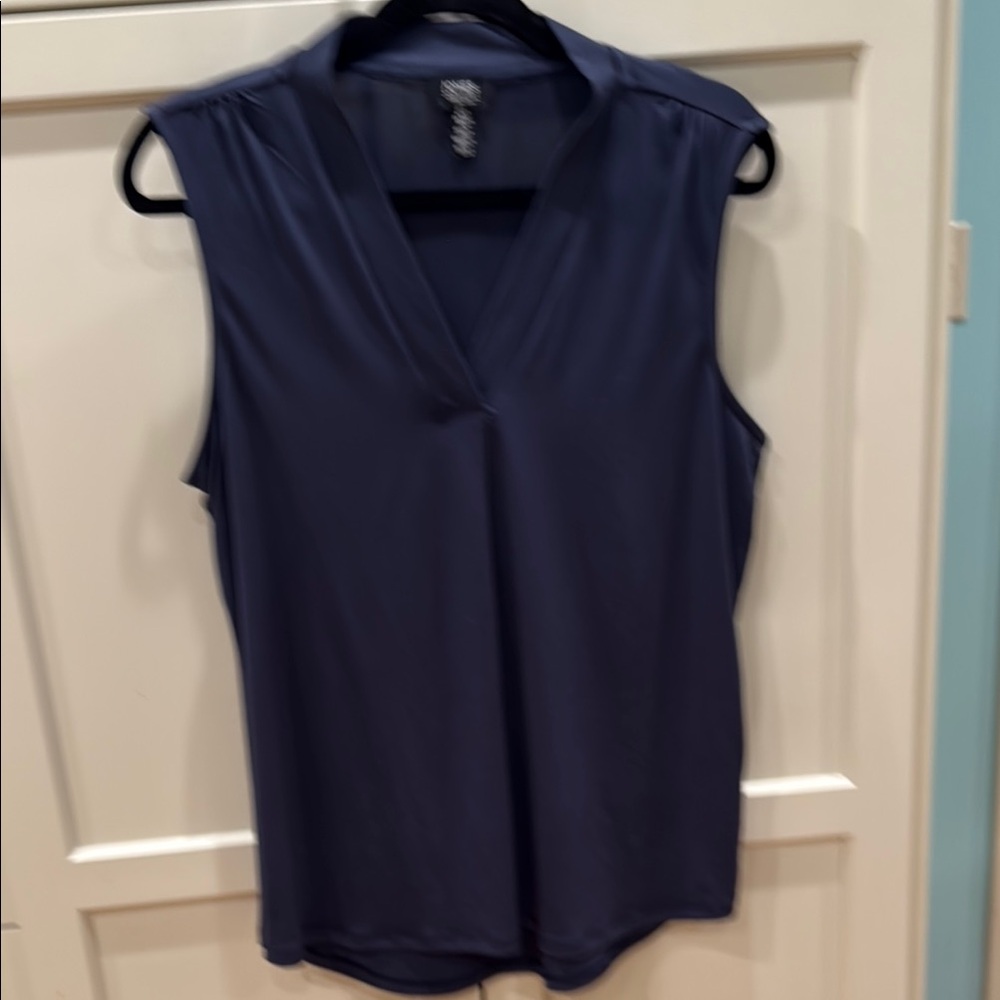 Jones New York Blue Sleeveless Blouse